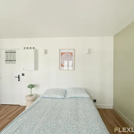 Appartement Charming 20m In 20 With Shared Terrace *