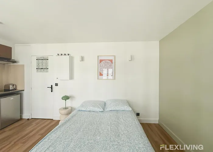Appartement Charming 20m In 20 With Shared Terrace *